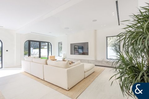 Arabian Ranches, Dubai, UAE의 판매용 빌라 침실 5개, 544제곱미터 번호 697756 - 사진 7