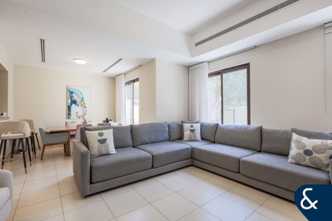 Vilă de vânzare în Reem, Dubai, EAU 4 dormitoare, 309 mp.  №697858 - poză 2