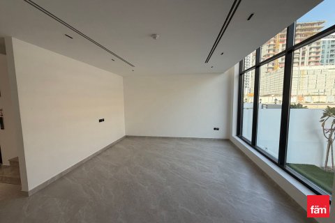 Villa sa Dubai, UAE 4 silid-tulugan, 160 sq.m. № 691447 - larawan 3