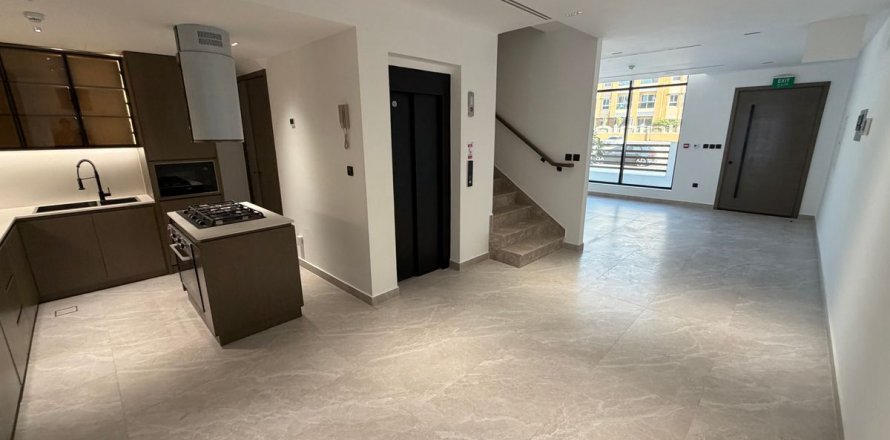 Villa sa Dubai, UAE 4 silid-tulugan, 160 sq.m. № 691447