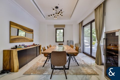 Villa in Arabian Ranches 2, Dubai, UAE 4 bedrooms, 400 sq.m. № 667640 - photo 4