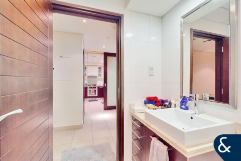 Appartement te koop in Downtown Dubai (Downtown Burj Dubai), Dubai, VAE 1 slaapkamer, 86 vr.m., nr 667641 - foto 12