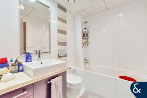 Appartement te koop in Downtown Dubai (Downtown Burj Dubai), Dubai, VAE 1 slaapkamer, 86 vr.m., nr 667641 - foto 11