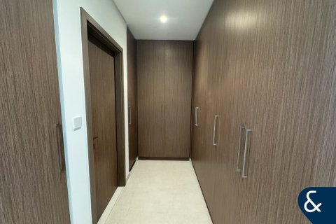 Vila di Arabian Ranches 3, Dubai, UAE 5 bilik tidur, 509 meter persegi № 667644 - foto 16