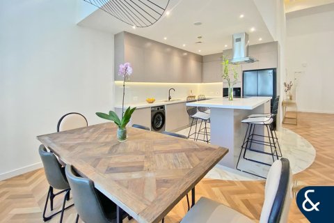 Duplex lakás itt: Jumeirah Beach Residence, Dubai, EAE, 3 hálószoba, 278 m², azonosító: 667638 - fénykép 7