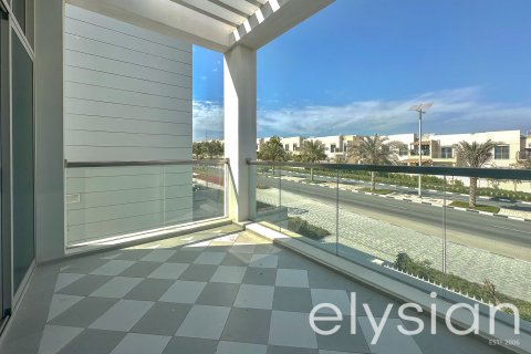 Vila v Al Furjan, Dubai, SAE 3 ložnice, 182 m² Č.: 586191 - fotografie 10