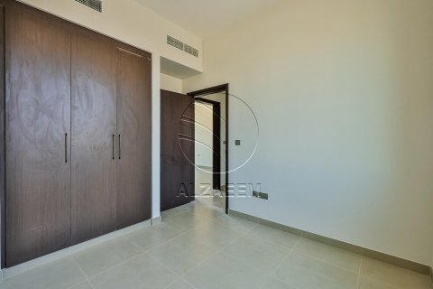 Townhouse in Khalifa City, Abu Dhabi, UAE 2 bedrooms, 125 sq.m. № 615855 - photo 18