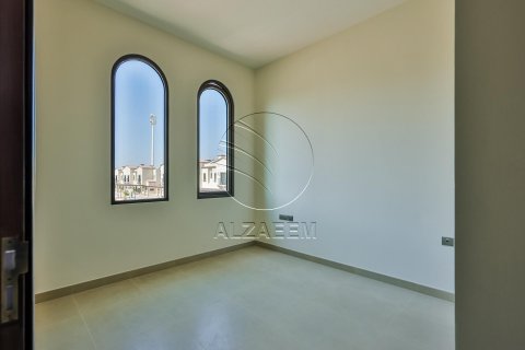 Townhouse in Khalifa City, Abu Dhabi, UAE 2 bedrooms, 125 sq.m. № 615855 - photo 12