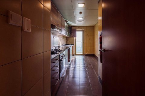 Apartment in Al Reem Island, Abu Dhabi, UAE 2 bedrooms, 134 sq.m. № 615859 - photo 8