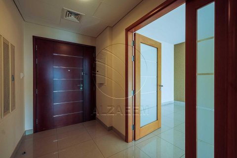 Apartment in Al Reem Island, Abu Dhabi, UAE 2 bedrooms, 134 sq.m. № 615859 - photo 2