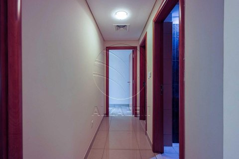 Apartment in Al Reem Island, Abu Dhabi, UAE 2 bedrooms, 134 sq.m. № 615859 - photo 21