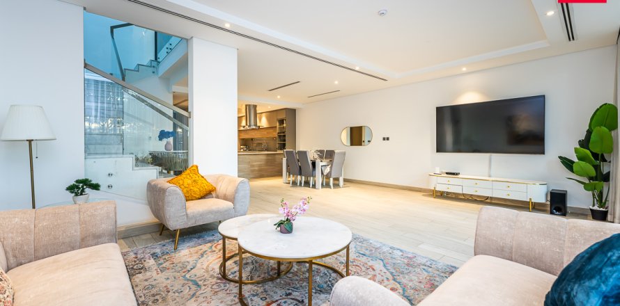 Adosado en Jumeirah Park, Dubai, EAU 4 dormitorios, 187.7 m² № 565601