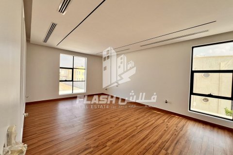 阿联酋 Ras Al Khaimah Seih Al Uraibi 待售 : 7 卧, 1087 平方米 , 编号611623 - 照片 17