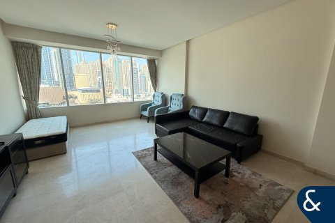 Квартира в Джумейра Лейк Тауэрс, Дубай, ОАЭ 1 спальня, 94м2 № 688817