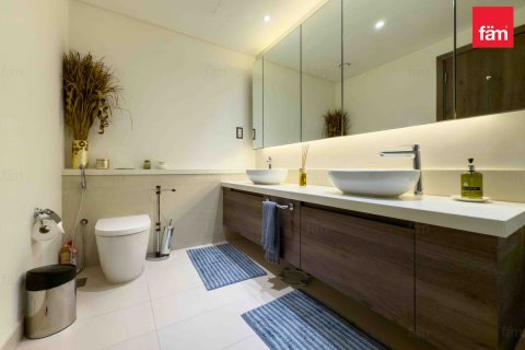 Apartament në Dubai, Emiratet e Bashkuara Arabe 2 dhoma gjumi, 119.6 m2. № 585440 - Foto 14