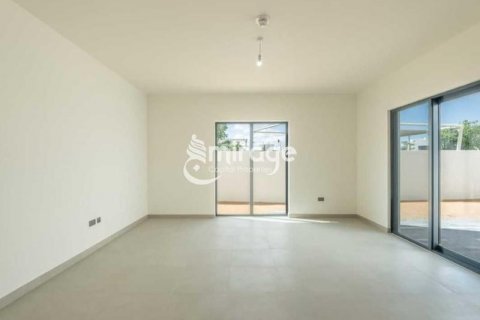 Vila na Yas Island, Abu Dhabi, SAE 4 ložnice, 315 m² Č.: 574134 - fotografie 3
