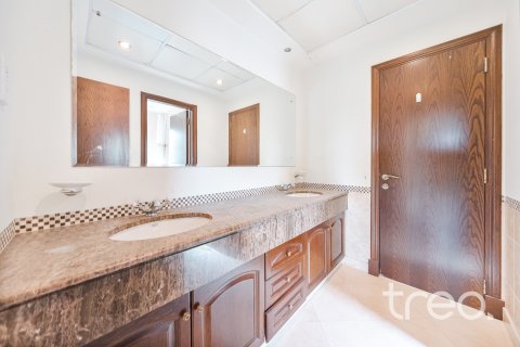 Villa à vendre à  Arabian Ranches, Dubai, EAU 6 chambres, 480.49 m2 № 761291 - photo 15