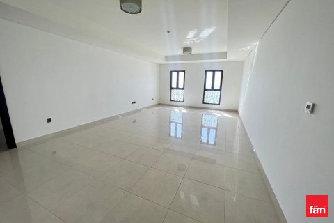 Wohnung in Palm Jumeirah, Dubai, VAE: 2 Schlafzimmer, 198.1 m2 Nr. 704017