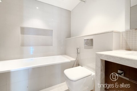 Пәтер Даунтаун Дубай (Даунтаун Бурдж Дубай), БАӘ-да 2 жатын бөлмелер, 130 м² № 699370 - фото 11