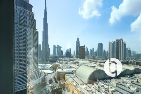 Apartment in Downtown Dubai (Downtown Burj Dubai), UAE 2 bedrooms, 130 sq.m. № 699370 - photo 2