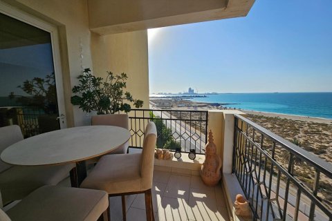 Пәтер Al Hamra Village, Рас-эль-Хайма, БАӘ-да 2 жатын бөлмелер, 120 м² № 656140 - фото 2