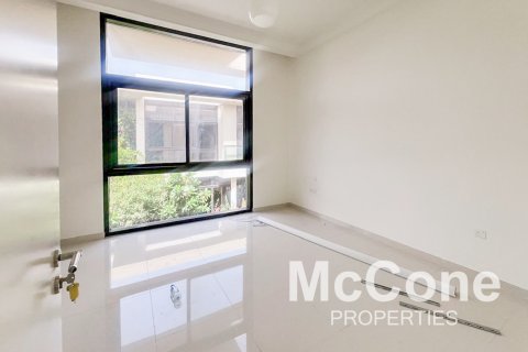 Shtëpi në qytet në DAMAC Hills (Akoya by DAMAC), Dubai, Emiratet e Bashkuara Arabe 3 dhoma gjumi, 253.81 m2. № 587155 - Foto 9