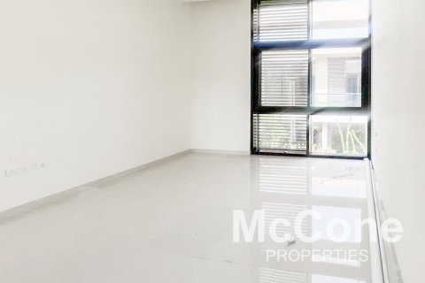 Shtëpi në qytet në DAMAC Hills (Akoya by DAMAC), Dubai, Emiratet e Bashkuara Arabe 3 dhoma gjumi, 253.81 m2. № 587155 - Foto 5