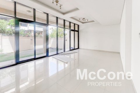 Shtëpi në qytet në DAMAC Hills (Akoya by DAMAC), Dubai, Emiratet e Bashkuara Arabe 3 dhoma gjumi, 253.81 m2. № 587155 - Foto 1