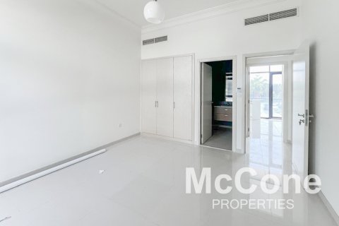 Shtëpi në qytet në DAMAC Hills (Akoya by DAMAC), Dubai, Emiratet e Bashkuara Arabe 3 dhoma gjumi, 253.81 m2. № 587155 - Foto 6