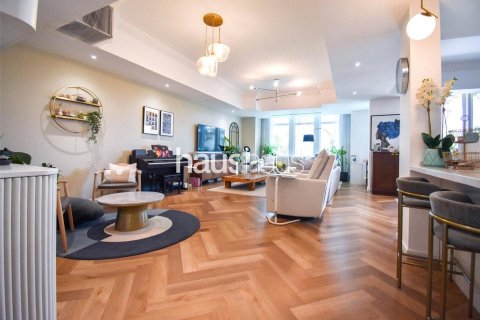 Villa in Dubai Marina, Dubai, UAE 3 bedrooms, 411 sq.m. № 625659 - photo 20