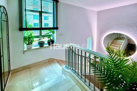 Villa in Dubai Marina, Dubai, UAE 3 bedrooms, 411 sq.m. № 625659 - photo 14