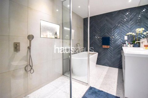 Villa in Dubai Marina, Dubai, UAE 3 bedrooms, 411 sq.m. № 625659 - photo 3