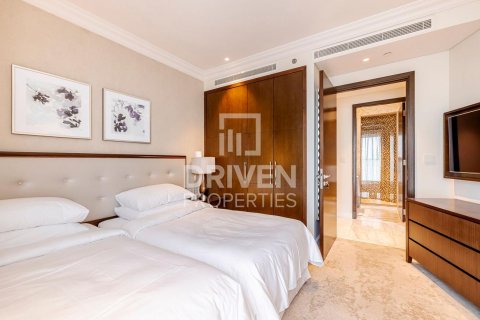Apartament në Downtown Dubai (Downtown Burj Dubai), Dubai, Emiratet e Bashkuara Arabe 3 dhoma gjumi, 186 m2. № 603149 - Foto 10