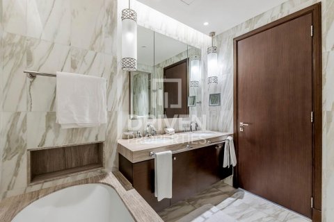 Apartament në Downtown Dubai (Downtown Burj Dubai), Dubai, Emiratet e Bashkuara Arabe 3 dhoma gjumi, 186 m2. № 603149 - Foto 11