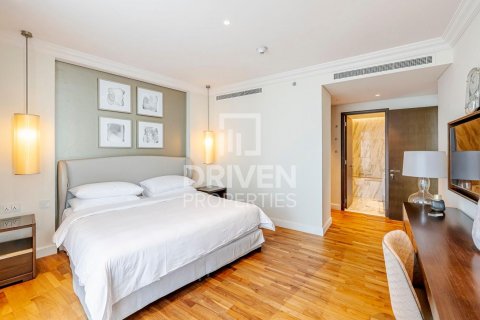 Apartament në Downtown Dubai (Downtown Burj Dubai), Dubai, Emiratet e Bashkuara Arabe 3 dhoma gjumi, 186 m2. № 603149 - Foto 18
