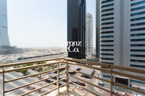 Apartamento en venta en Jumeirah Lake Towers, Dubai, EAU 1 dormitorio, 70 m2 № 729907 - foto 15