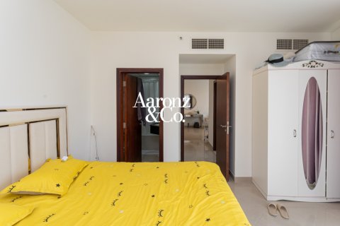 Apartamento en venta en Jumeirah Lake Towers, Dubai, EAU 1 dormitorio, 70 m2 № 729907 - foto 6
