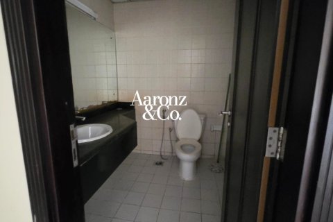 Apartment in Discovery Gardens, Dubai, UAE 1 bedroom, 92 sq.m. № 729910 - photo 9