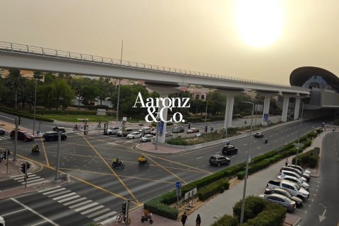 Apartment in Discovery Gardens, Dubai, UAE 1 bedroom, 92 sq.m. № 729910 - photo 2