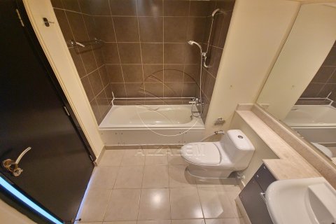 Villa sa Al Reef, Abu Dhabi, UAE 5 silid-tulugan, 273 sq.m. № 615926 - larawan 18