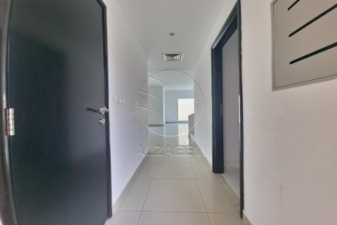 Villa sa Al Reef, Abu Dhabi, UAE 5 silid-tulugan, 273 sq.m. № 615926 - larawan 5