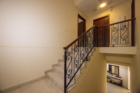 Řadový dům v Al Salam Street, Abu Dhabi, SAE 3 ložnice, 197 m² Č.: 615894 - fotografie 19
