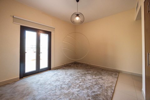 Řadový dům v Al Salam Street, Abu Dhabi, SAE 3 ložnice, 197 m² Č.: 615894 - fotografie 22