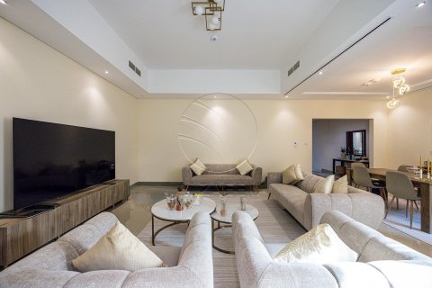 Řadový dům v Al Salam Street, Abu Dhabi, SAE 3 ložnice, 197 m² Č.: 615894 - fotografie 9