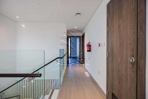 Řadový dům na Yas Island, Abu Dhabi, SAE 3 ložnice, 318 m² Č.: 615896 - fotografie 22