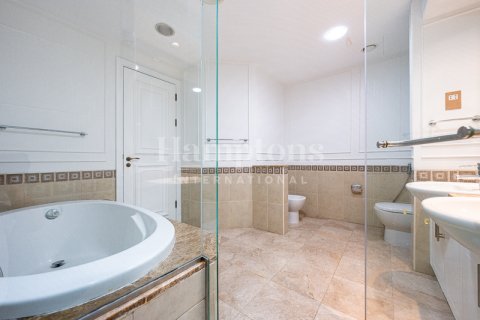 Apartament de închiriat în Palm Jumeirah, Dubai, EAU 2 dormitoare, 160.50015183 mp.  №583782 - poză 15