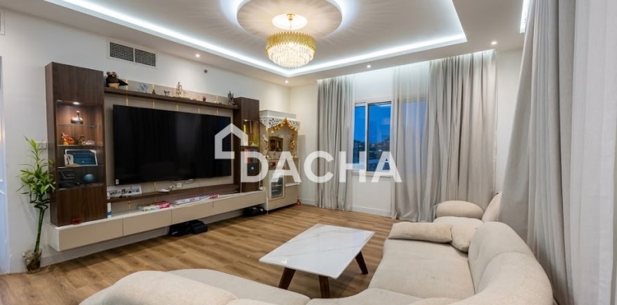 Apartment in Jumeirah Village Circle, Dubai, UAE 2 bedrooms, 150 sq.m. № 763170