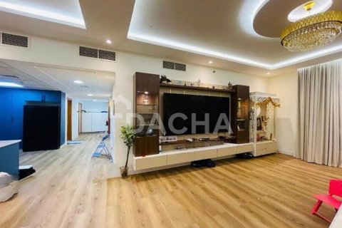 Apartment in Jumeirah Village Circle, Dubai, UAE 2 bedrooms, 150 sq.m. № 763170 - photo 4