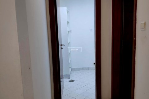 Apartmen di Jumeirah Lake Towers, Dubai, UAE 2 bilik tidur, 122.7 meter persegi № 628809 - foto 20