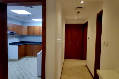 Apartmen di Jumeirah Lake Towers, Dubai, UAE 2 bilik tidur, 122.7 meter persegi № 628809 - foto 7